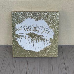 Wall Art - Gold Glitter Kiss